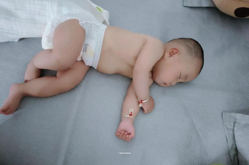 海丰9个月宝宝可以吃盐吗